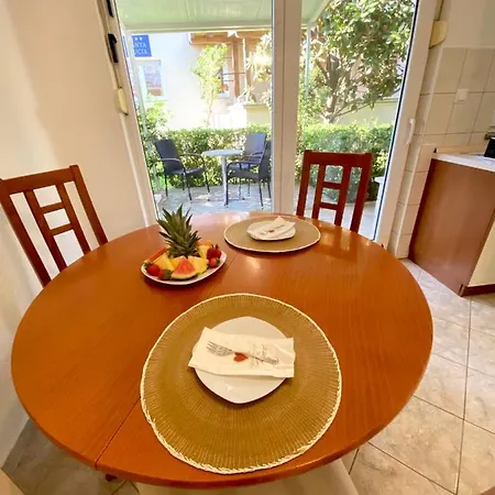 Apartment Santa Lucia *